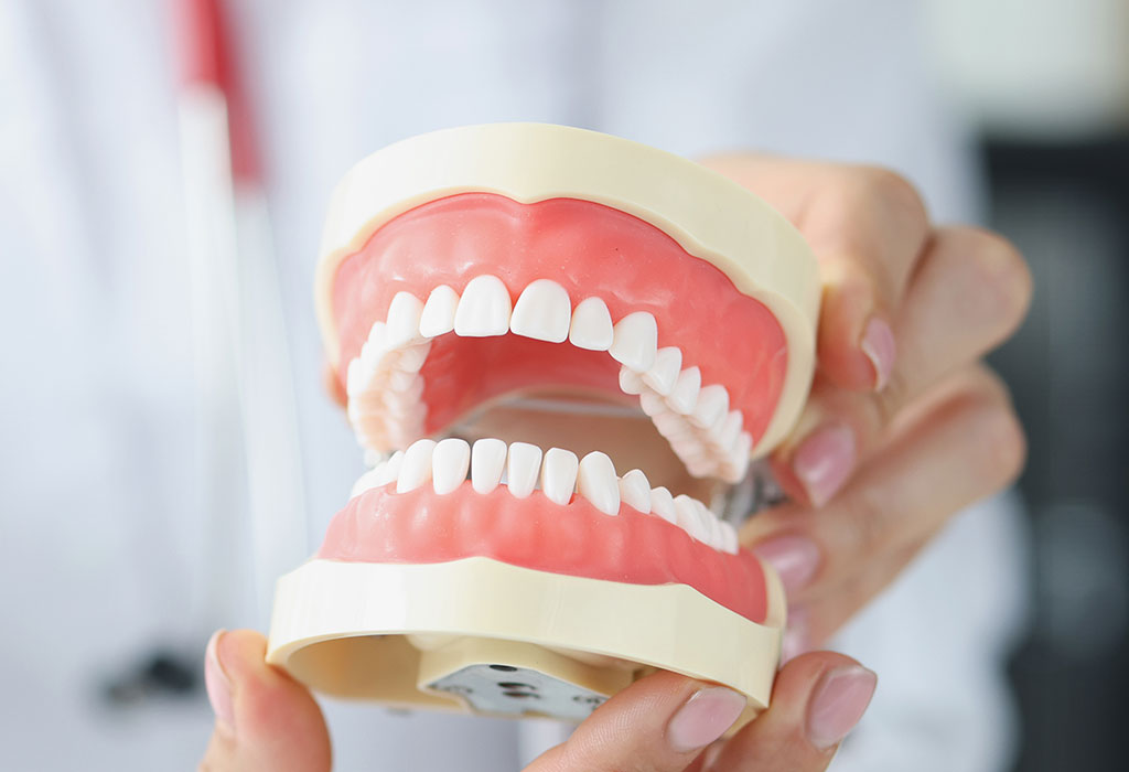 Prótesis fija sobre implantes dentales en Terrassa